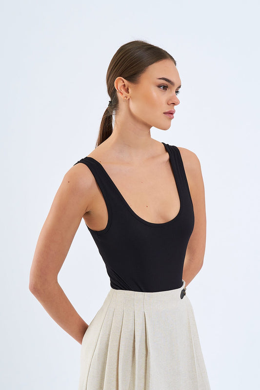 Noir Essential Scoop Neck Bodysuit – Black