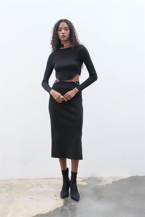Reina Cut-Out Midi Dress – Black